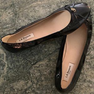 SALE!! LK Bennett black patent leather flats
